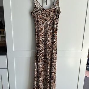 Like new Aritzia, Wilfred mid-length leopard print dress, size XS.